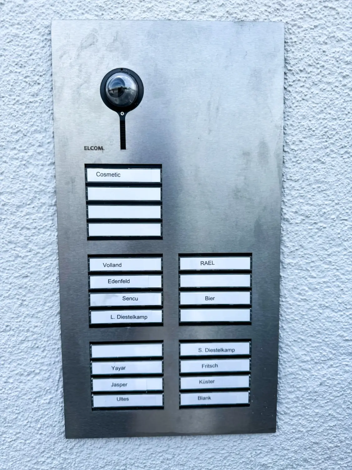 Rael Boardinghouse – Apartment 1 Briefkasten